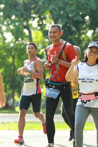 BIB: 2019, 911, 0473
                            <button type="button" onclick="openModal(5134665)" class="btn btn-primary btn-sm float-right btn-popup" data-toggle="modal" data-target=".modal-high-quality">
                        <i class="fas fa-shopping-cart"></i> Add to Cart
                    </button>
                                            <button type="button" onclick="isThisMe(5134665, true)" class="btn btn-success btn-sm float-right btn-popup btn-isme hidden" data-toggle="tooltip" data-placement="bottom" title="นี่คือรูปของคุณใช่ไหม คลิกที่นี่เพื่อเอาเข้าอัลบั้ม">
                        <i class="fas fa-plus"></i> Add to album
                    </button>
                    <button type="button" onclick="isThisMe(5134665, false)" class="btn btn-warning btn-sm float-right btn-popup btn-isnotme hidden">
                        <i class="fas fa-ban"></i> Remove from album
                    </button>